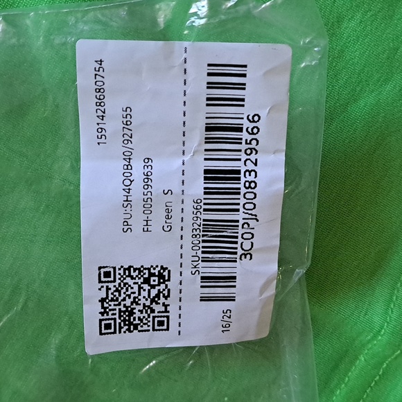 🌴 NWT Green Tee Top With Blue Dragonfly - Picture 10 of 11